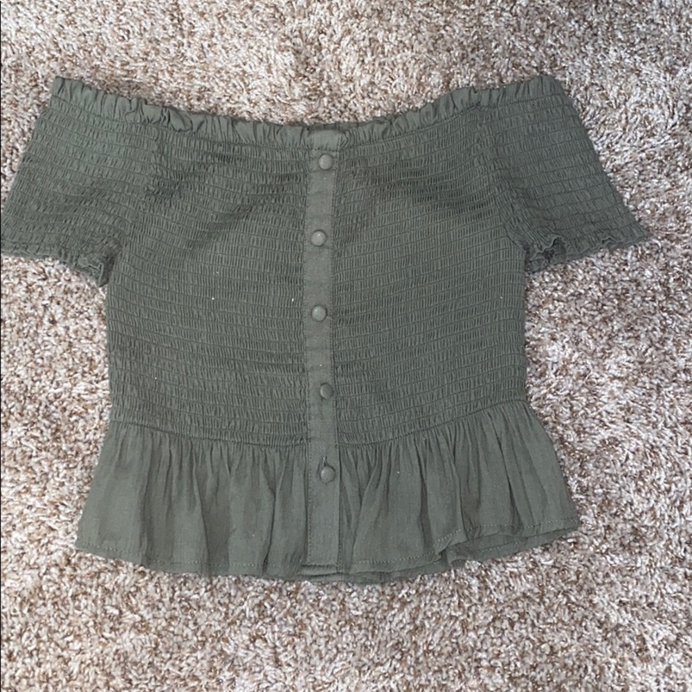 Off the shoulders crop top
